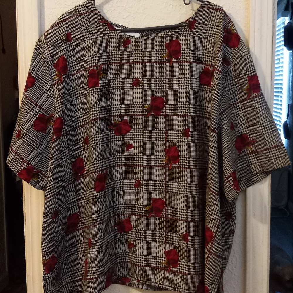 CST Floral Plus Size Blouse